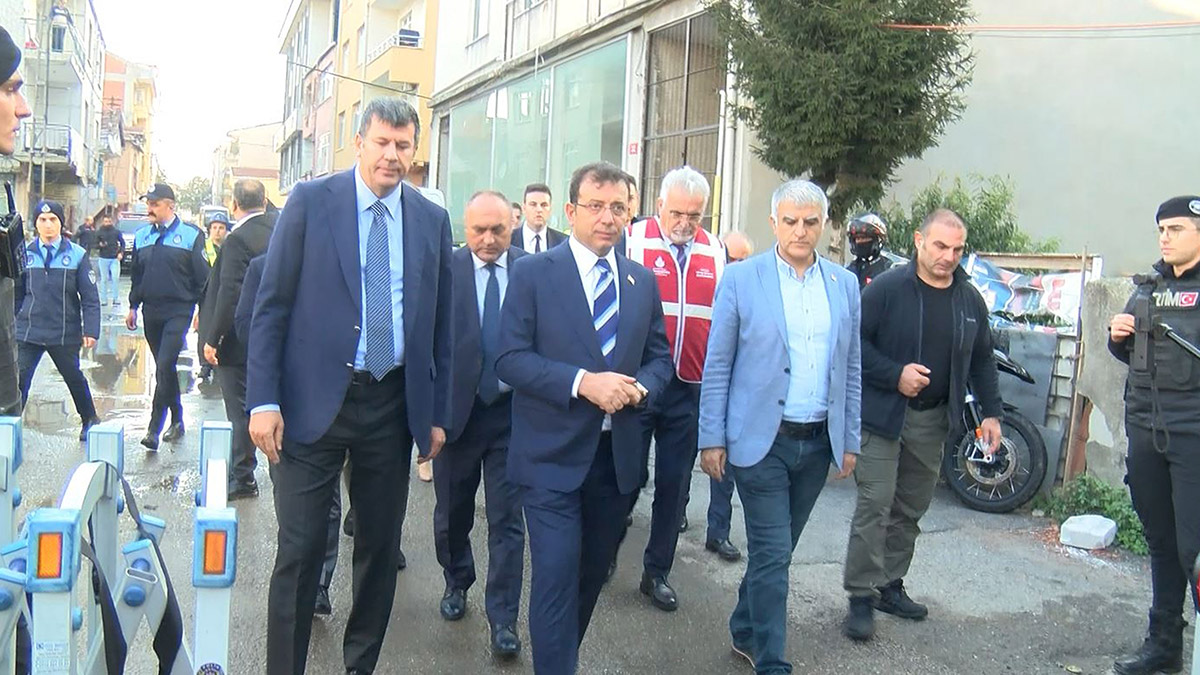 Ekrem İmamoğlu Kadıköy'de incelemelerde bulundu