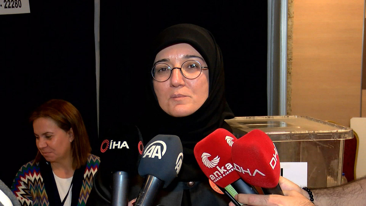 İstanbul Barosu 52. Genel Kurulu'nda, Önce İlke Çağdaş Avukatlar Grubu başkan adayı avukat Filiz Saraç Baro Başkanı seçildi. Saraç, 144 yıllık İstanbul Barosu'nun ilk kadın başkanı oldu.