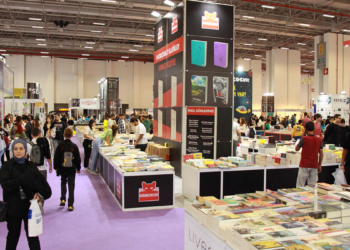 İzmir kitap fuarı açıldı
