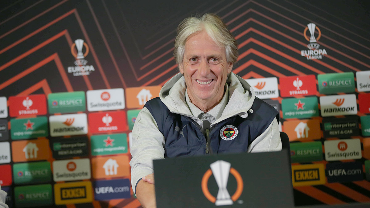 Her maçta farklı oyuncular oynatmak bizin için avantaj