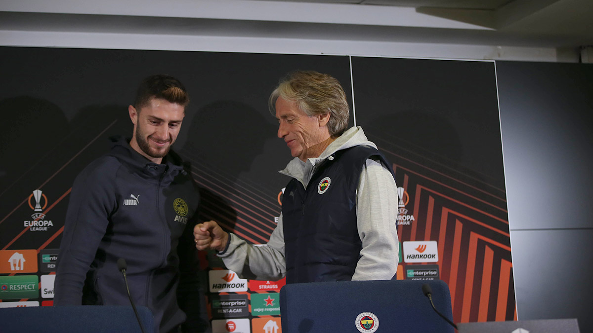 Her maçta farklı oyuncular oynatmak bizin için avantaj