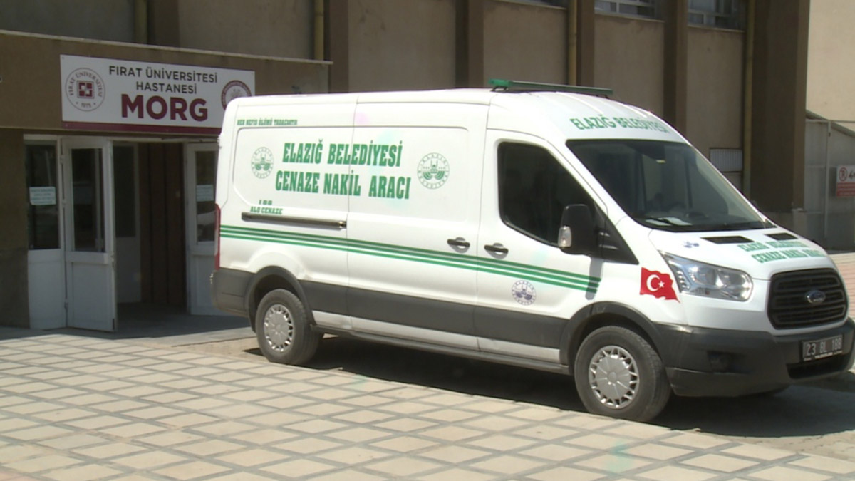 Kardeşi tarafından bıçaklanan Vahide defnedildi