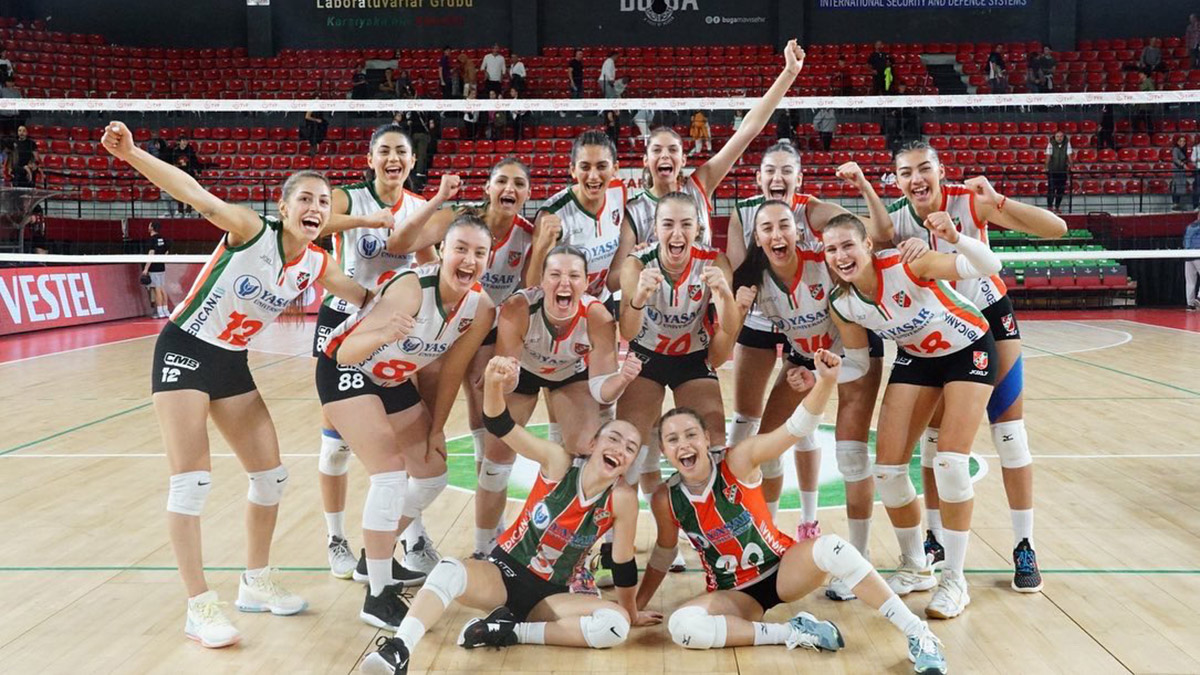 Karşıyaka maratona galibiyetle başladı