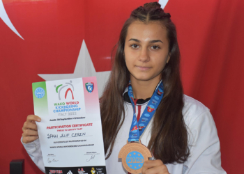 Elif Ceren Şanlı adını dünyaya duyurdu