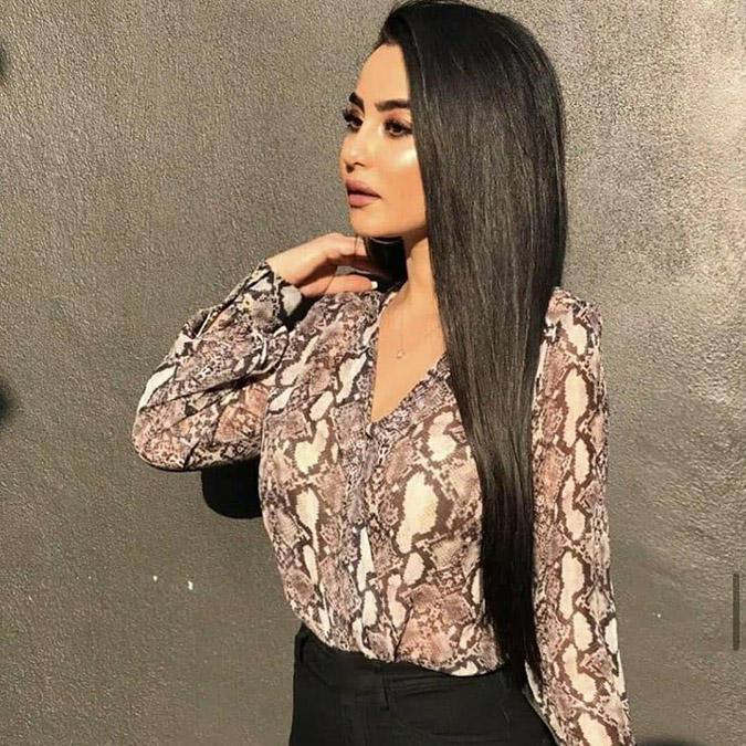 Muğla Sıtkı Koçman Üniversitesi (MSKÜ) Sosyal Bilgiler Öğretmenliği Bölümü'nden mezun olan Zeynep Şenpınar 37 bıçak darbesiyle öldüren boksör cezaevinde intihar etti.