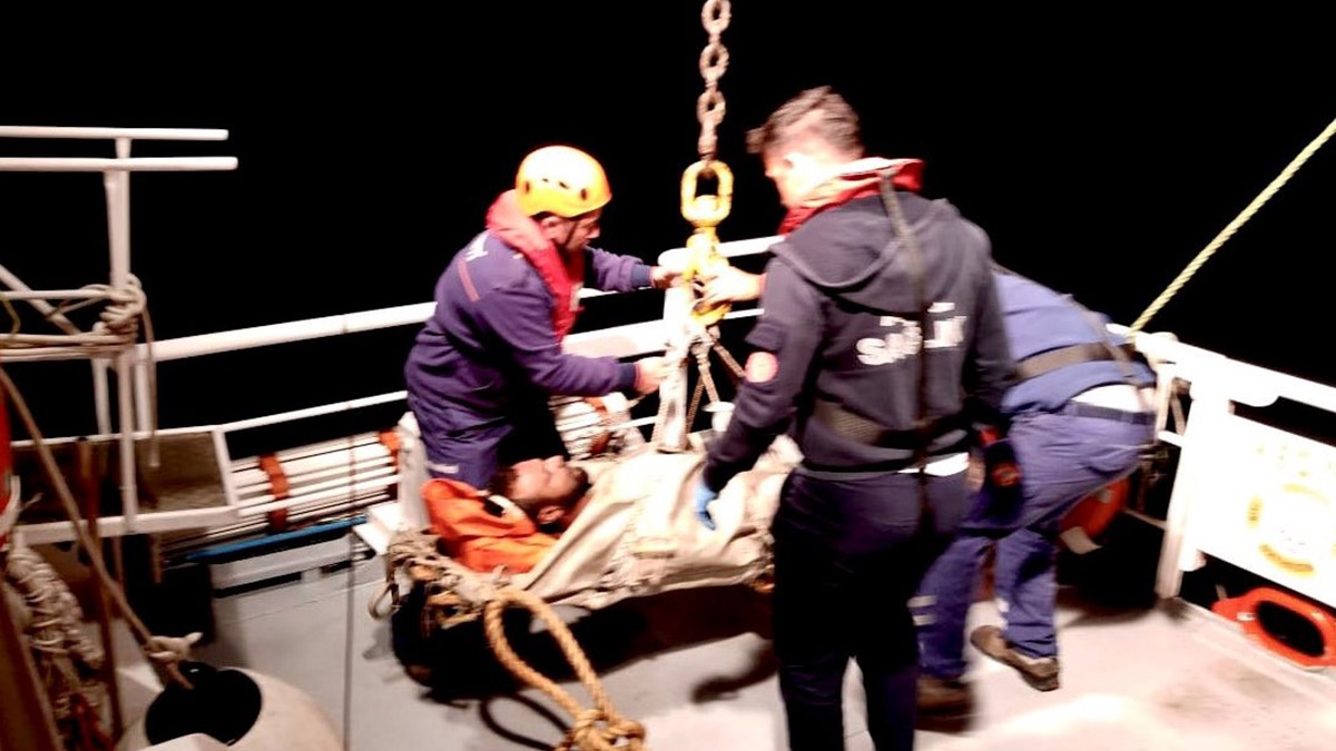Malta bayraklı gemide zehirlenen 5 kişi tedavi altında