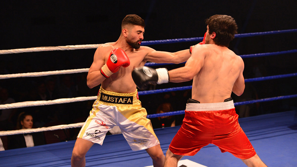 Mustafa Çolak ringlere döndü