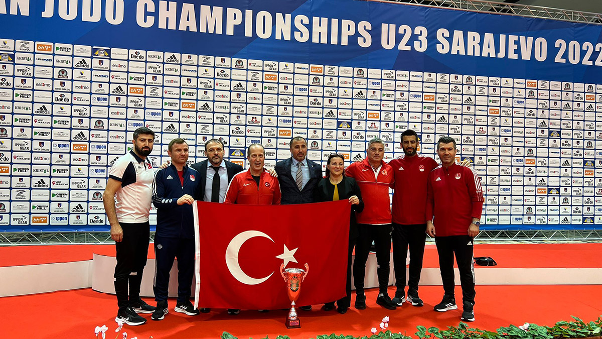 Milli judocular Avrupa şampiyonu oldu