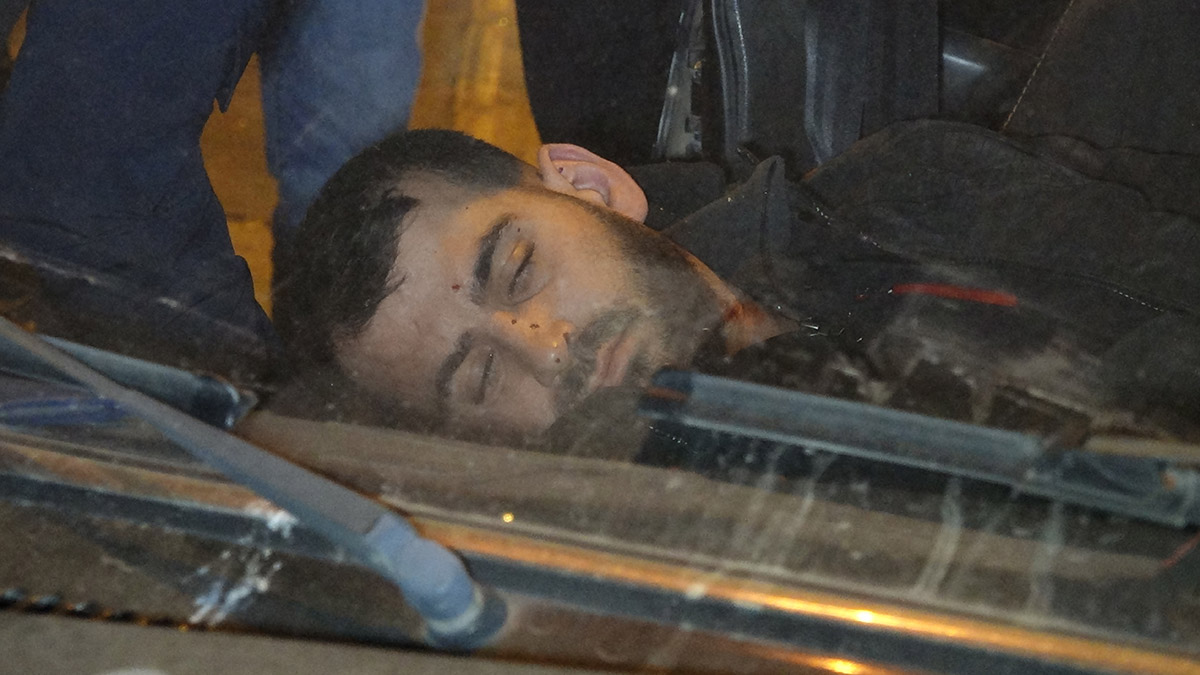 Park halindeki otomobile çarptı; 1 yaralı