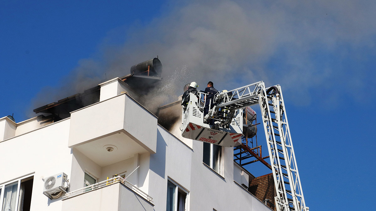 Lityum pillerinin patlaması yangına neden oldu
