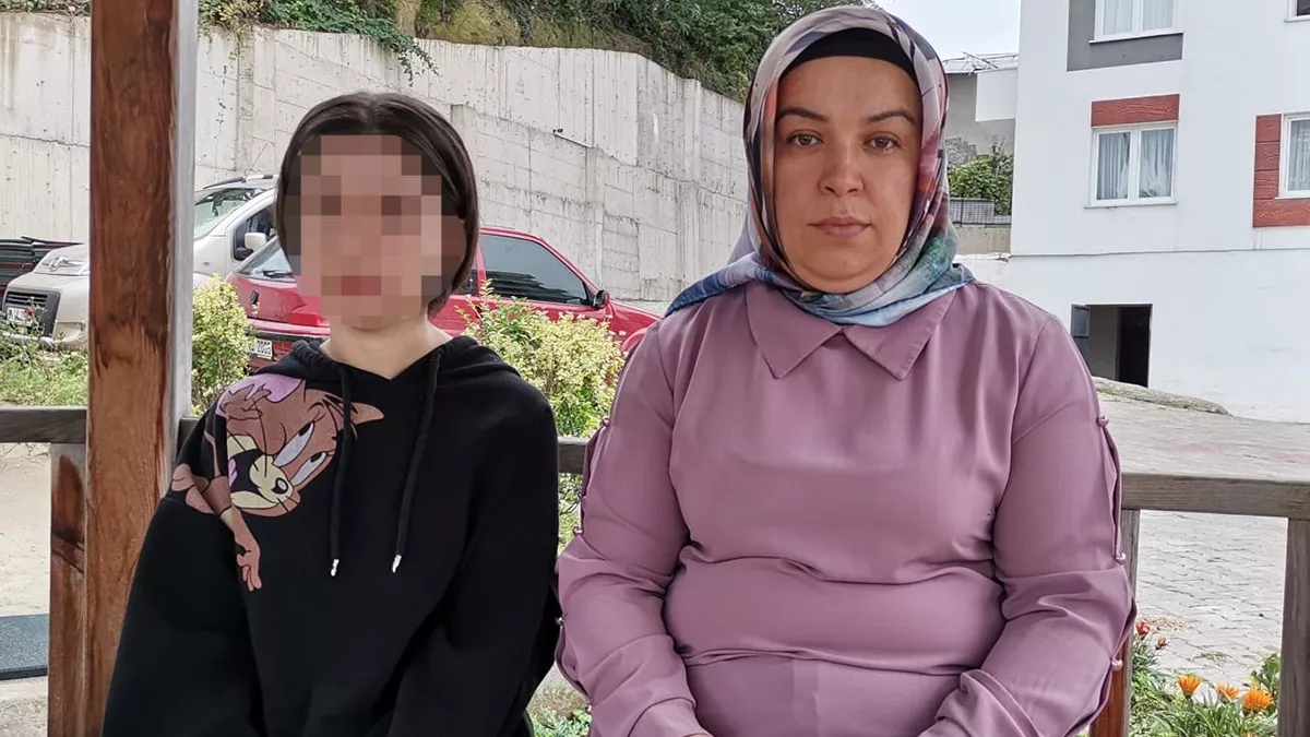 Ordu'nun fatsa ilçesinde staj yapan lise öğrencisi s. T. (15), çalıştığı yerin siparişleri için gittiği çiçekçide cinsel istismara uğradı. Olayı, s. T. 'nin durumundan şüphelenen rehberlik öğretmeni ortaya çıkardı.