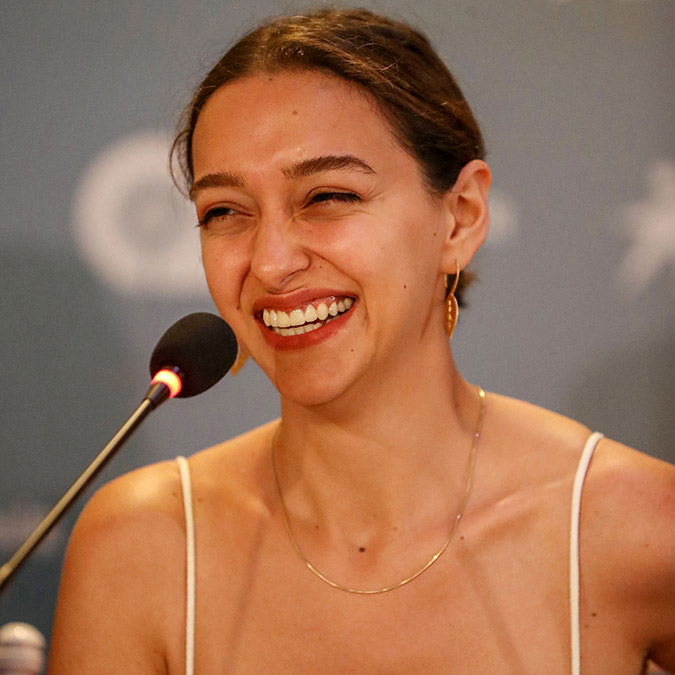 Ayna Ayna'nın gösterimi yapıldı