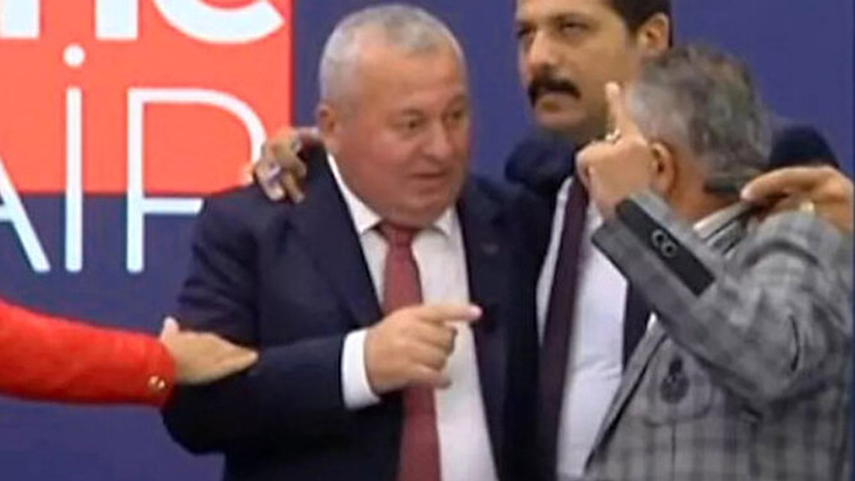 Gazeteci Latif Şimşek'i darbeden sanık tahliye edildi