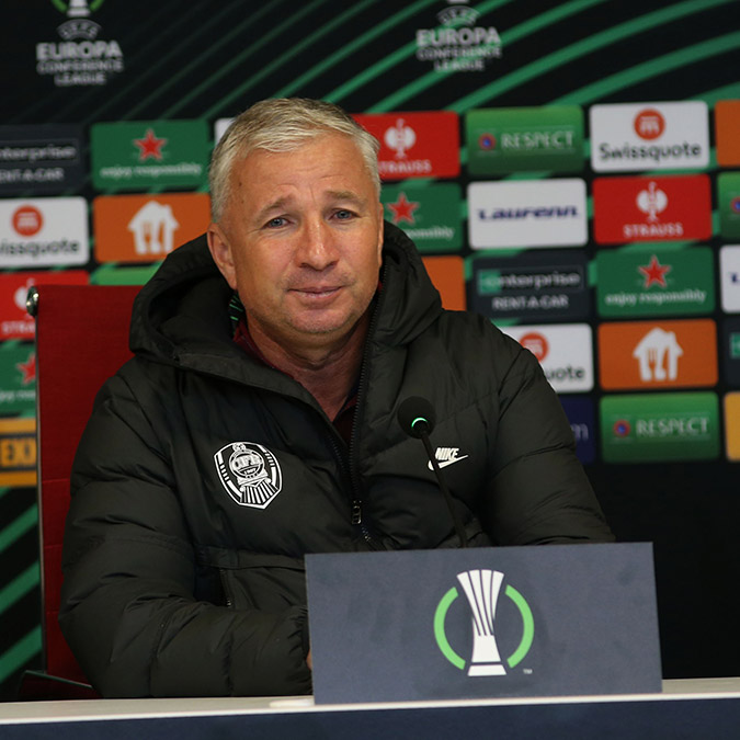 Sivasspor teknik direktörü Rıza Çalımbay, "Gerçekten mükemmel bir maç oynayarak maçımızı bitirdik. Gruptan çıkmayı garantiledik" dedi.