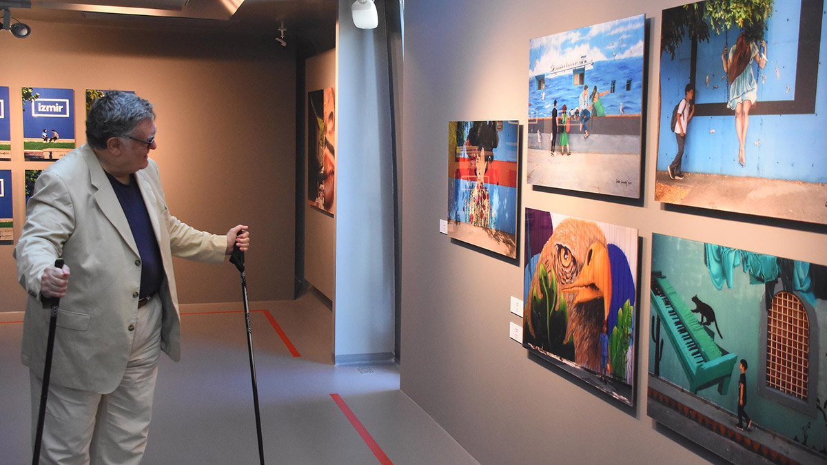 İzmir'in 100'ü adlı fotoğraf sergisi Folkart'ta