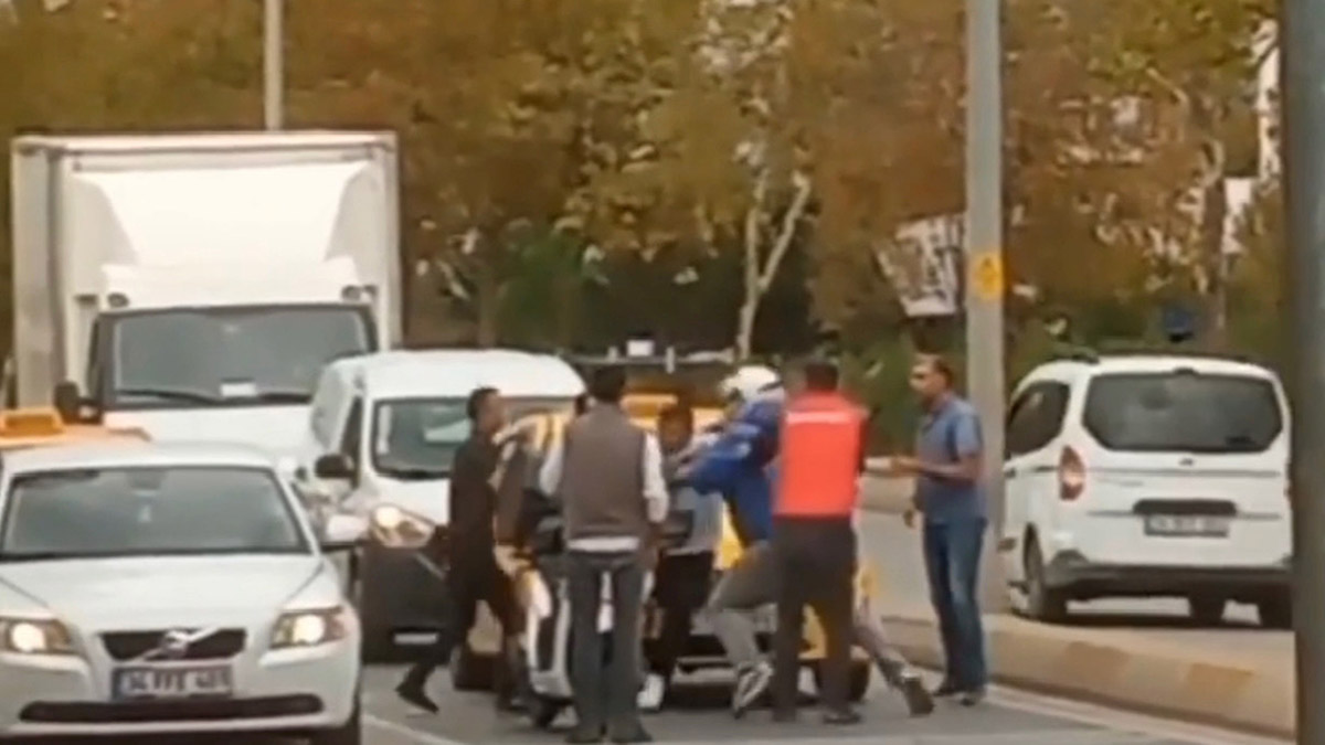 Sultanbeyli'de yol kavgası