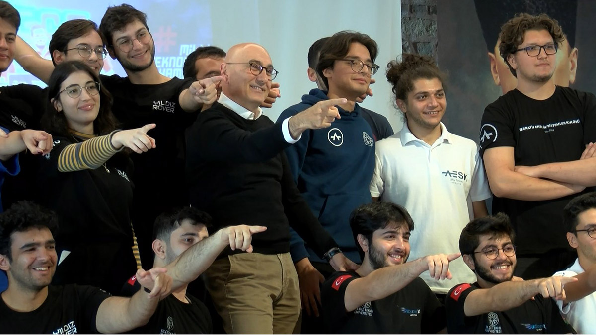 Türkiye’nin her bir yanından misafir kabul eden TEKNOFEST Karadeniz 2022’ye Yıldız Teknik Üniversitesi’nden (YTÜ) katılan 11 takım, toplam 16 ödülün sahibi oldu.