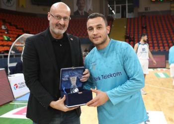 Mehmet Yağmur 500'üncü maçına çıktı