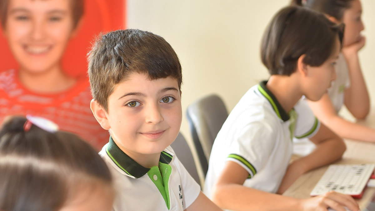 Elektronik atıklar kodlama sınıfına dönüşmeye devam ediyor