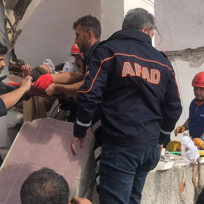 Yozgat'ta doğal gaz patlaması; 2 katlı bina çöktü