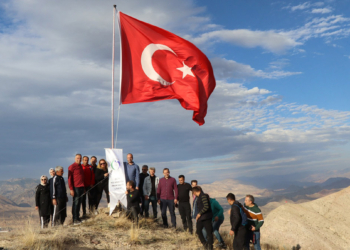 24 Kasım'da şehit öğretmenleri unutmadılar