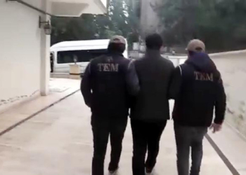 Gaziantep merkezli 3 ilde FETÖ operasyonu