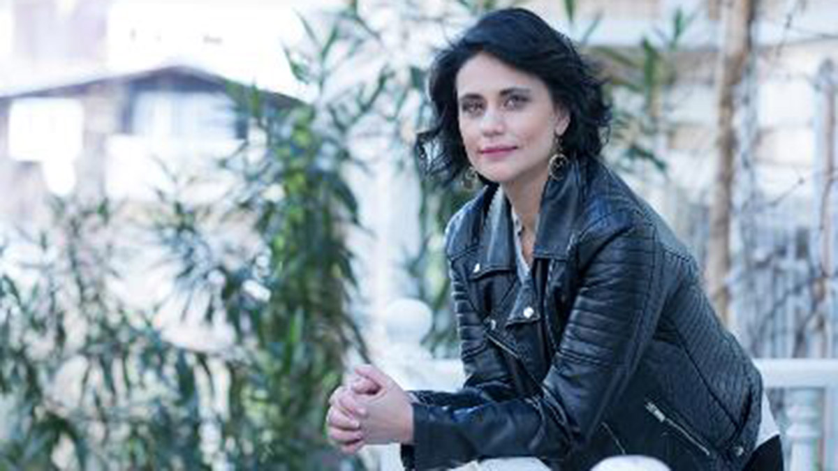 Bu haftaki röportaj konuğumuz Yazar ve Senarist Nazan Arısoy. Kendisine kariyeri ve bundan sonraki projeleri hakkında sorular yönelttim.