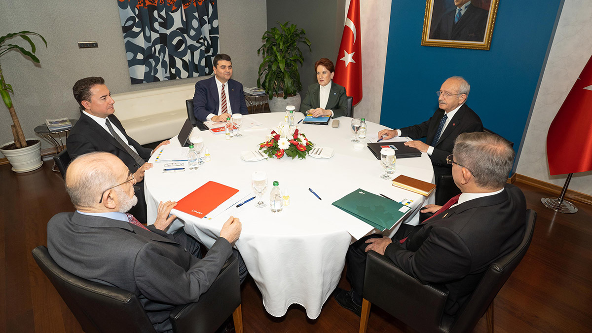 Altılı Masa anayasa önerisini açıkladı