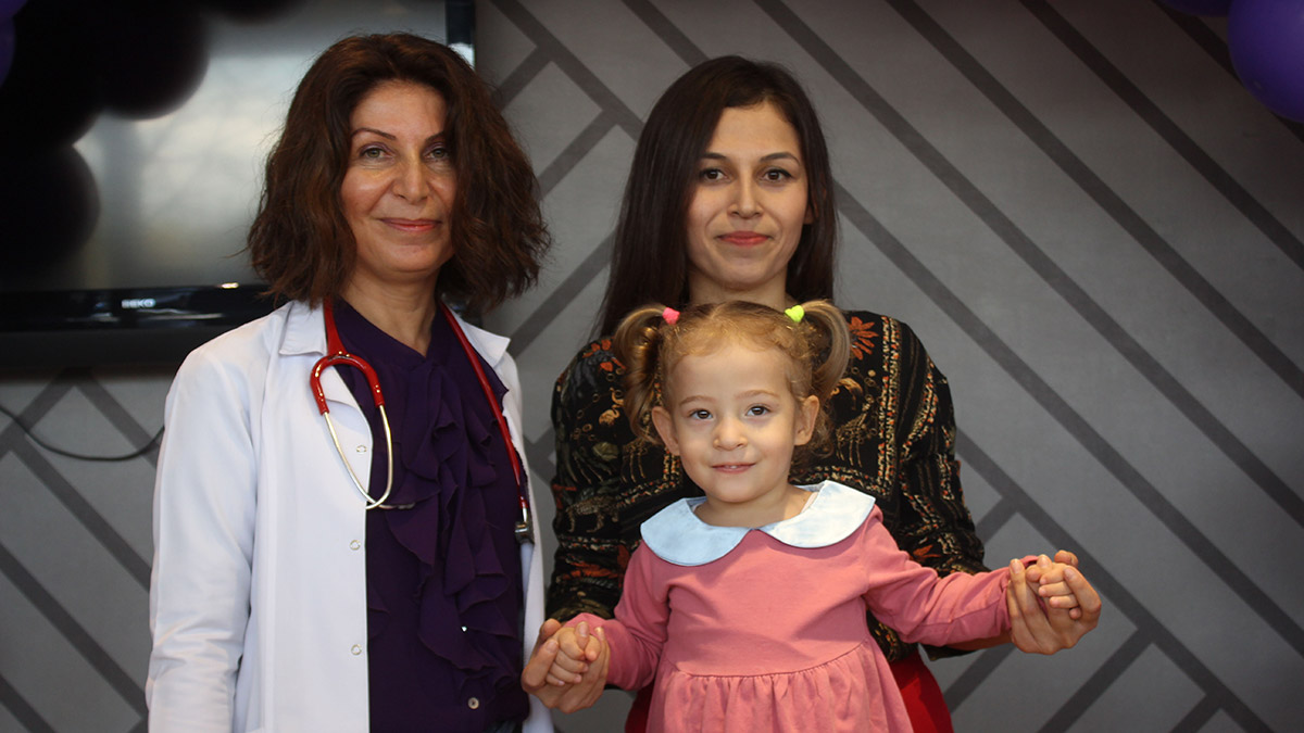 790 gram doğan Ayza 3'üncü yaşını kutladı