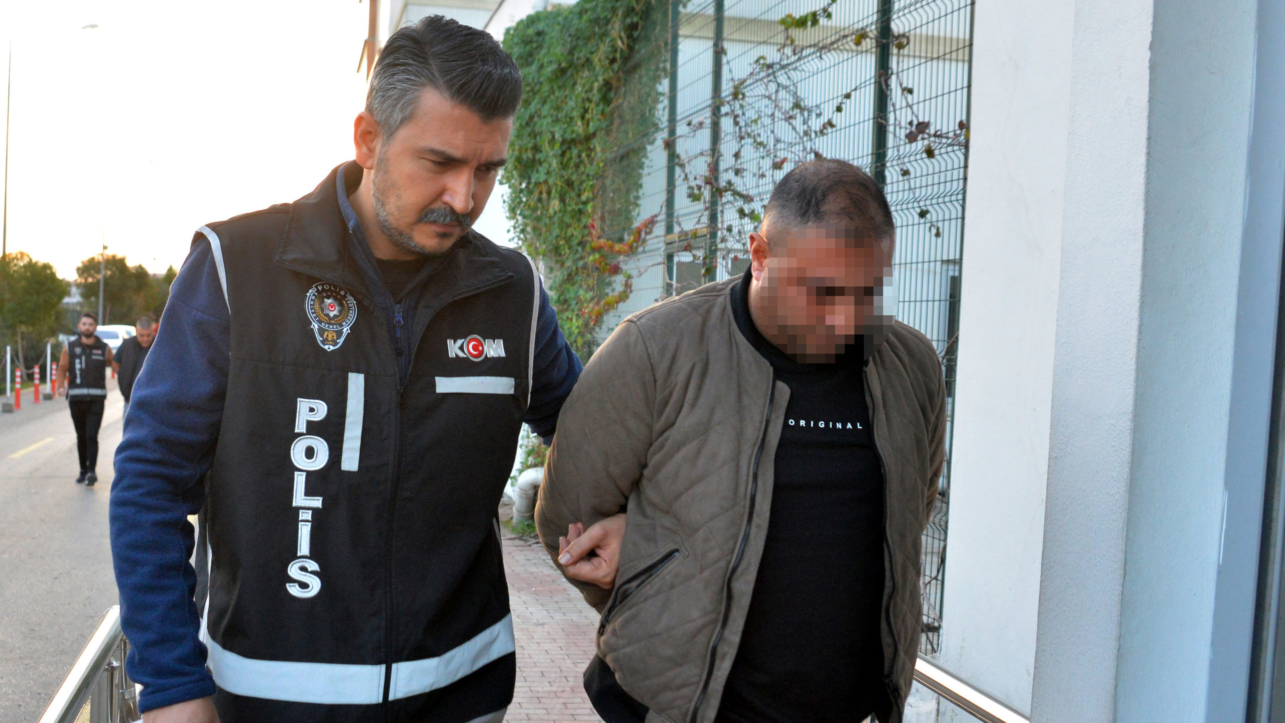 Adana'da tefeci operasyonu; 18 gözaltı kararı