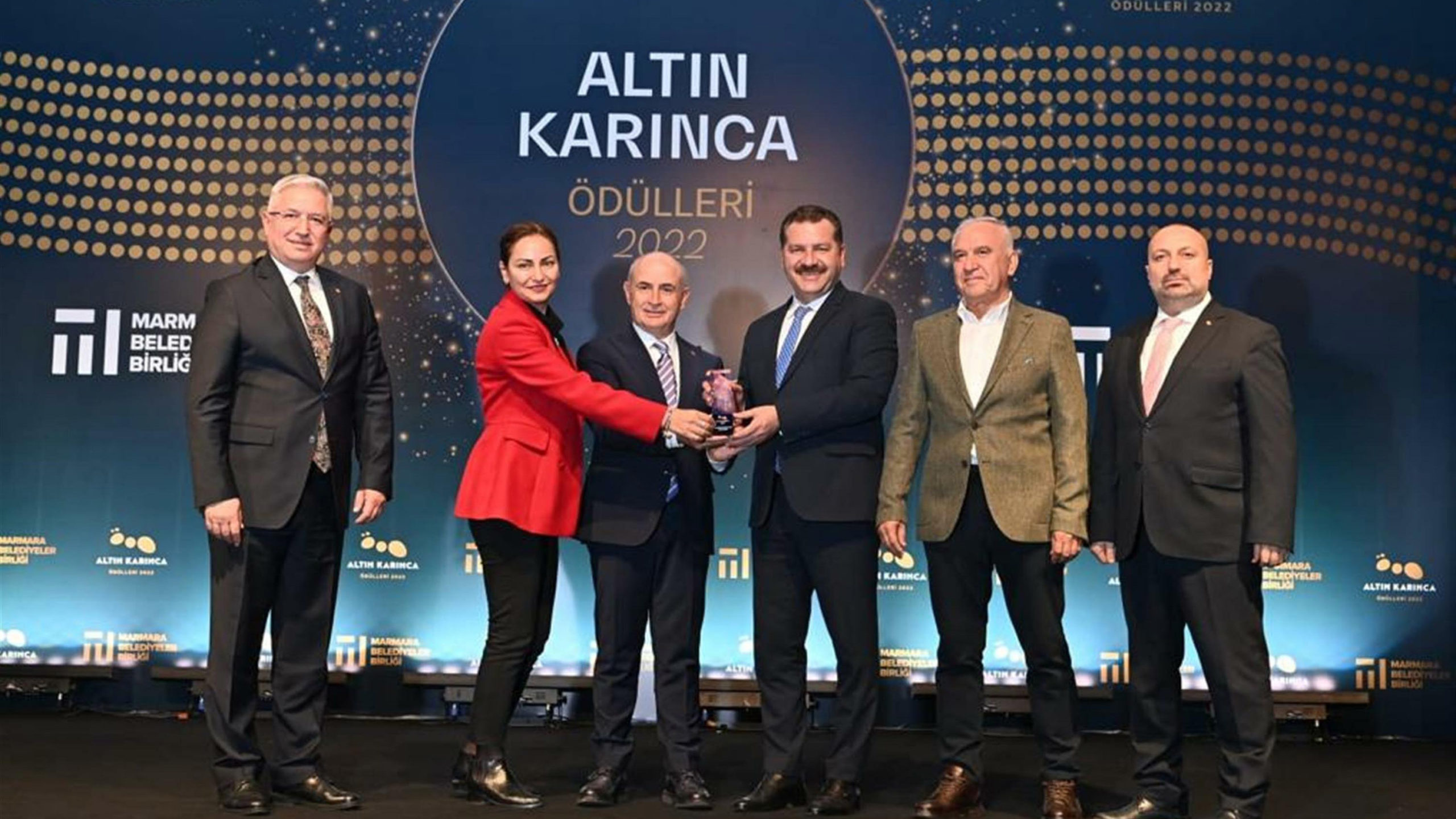 Altın Karınca'dan Balıkesir Büyükşehir'e iki ödül