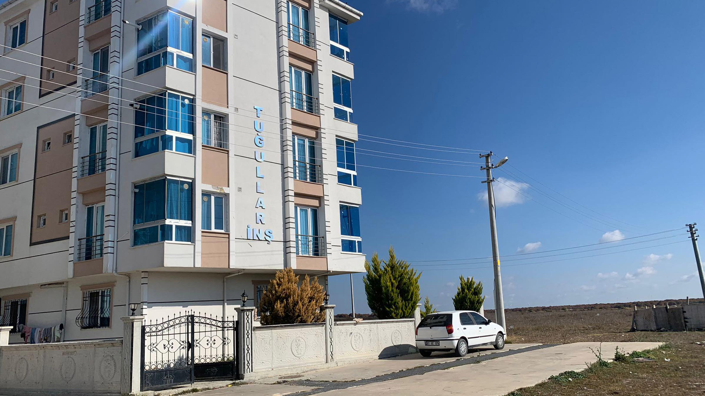 Anne ile oğlu maganda kurşunu ile yaralandı