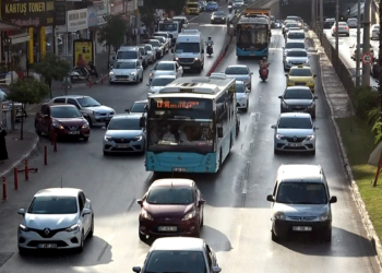 Antalya trafiğindeki araç sayısı 7,21 arttı