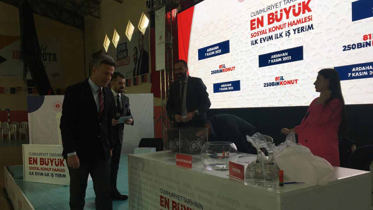 Ardahan'da 250 sosyal konutun kurası çekildi
