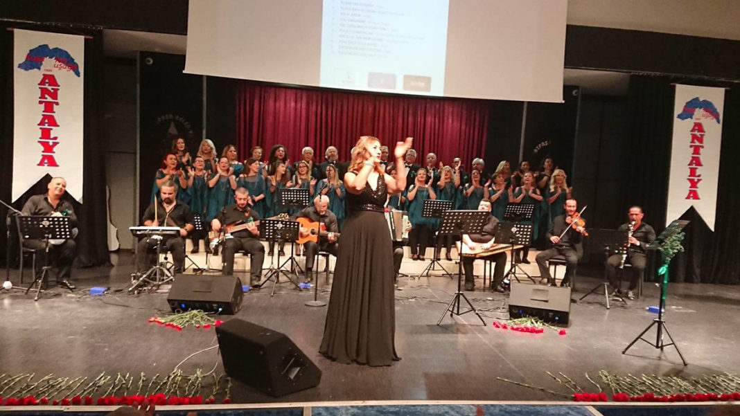 Armoni Müzik Topluluğu'ndan muhteşem konser