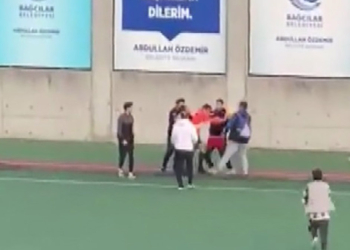 Bağcılar'da hakeme saldırı