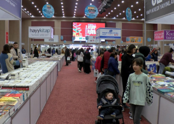 Bahçelievler’de 1’inci Ulusal Kitap Fuarı başladı