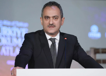 Bakan Özer'den 'ara tatil' mesajı