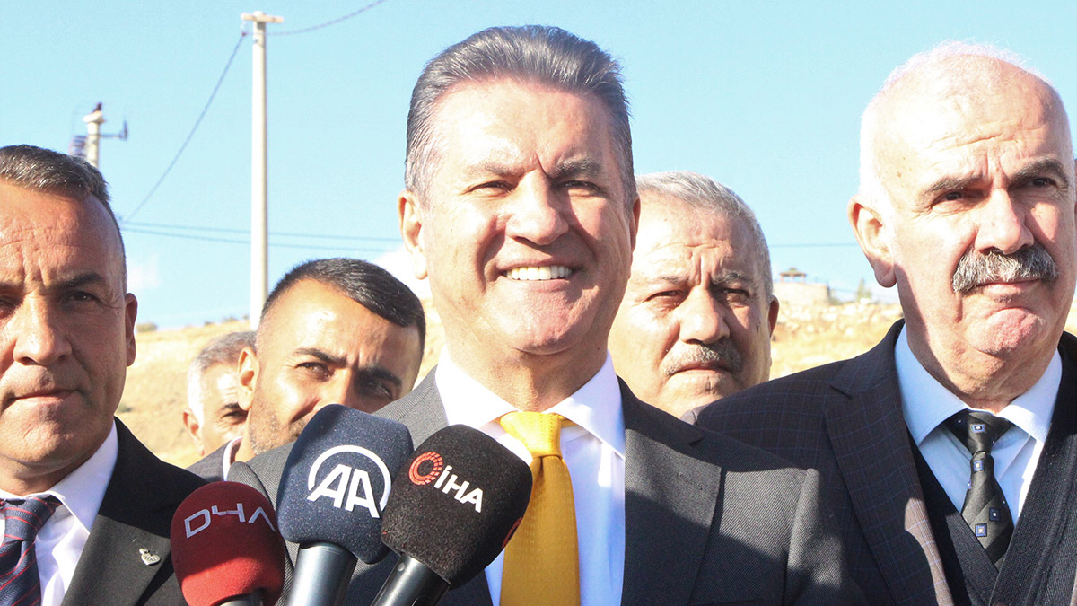 Başörtüsü referandumunda sadece kadınlar oy kullansın