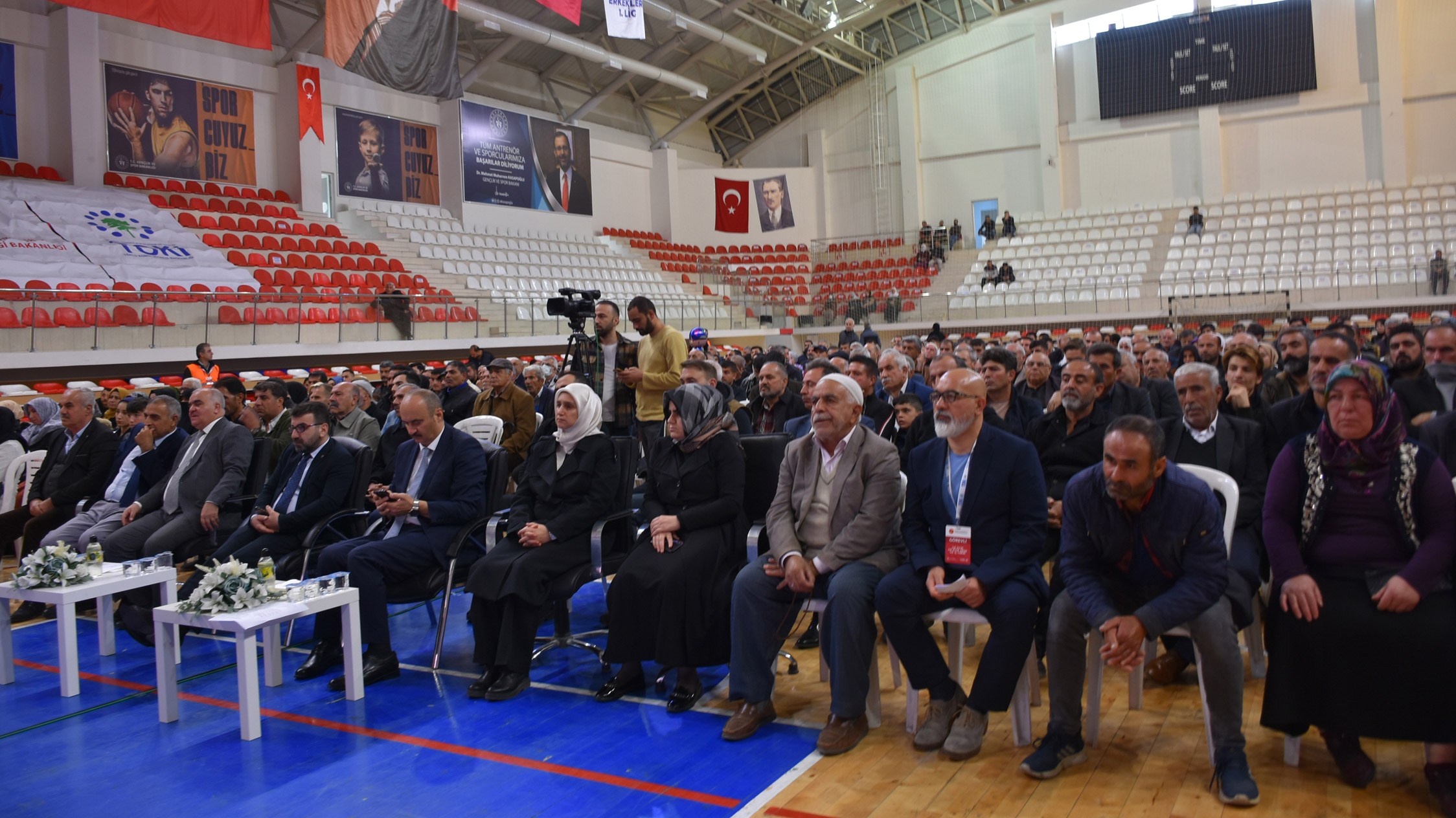 Batman'da 1850 konutun kurası çekildi