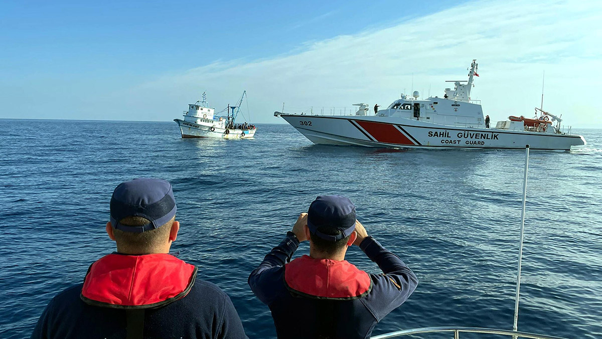 Bodrum'da 141 kaçak göçmen kurtarıldı