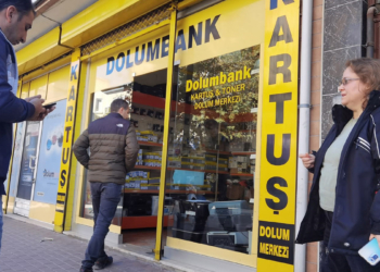 'Terör soruşturması' yalanıyla dolandırıldı