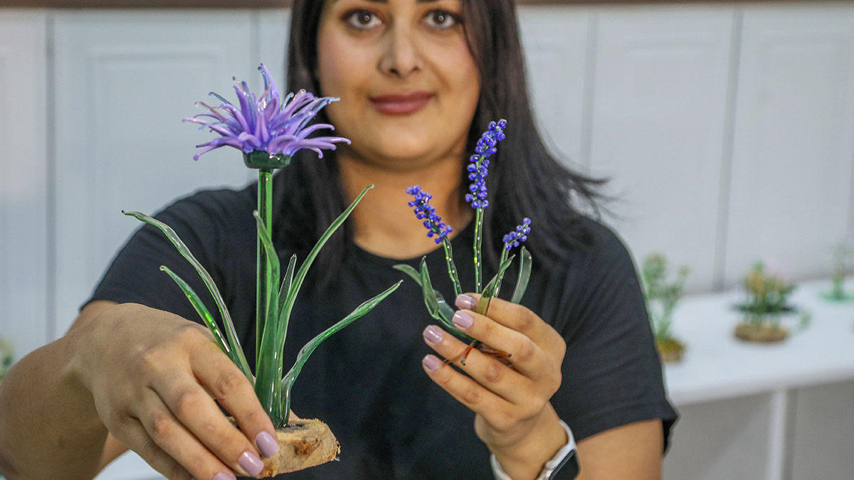 'Camdan Çiçekler' gerçeğini aratmıyor