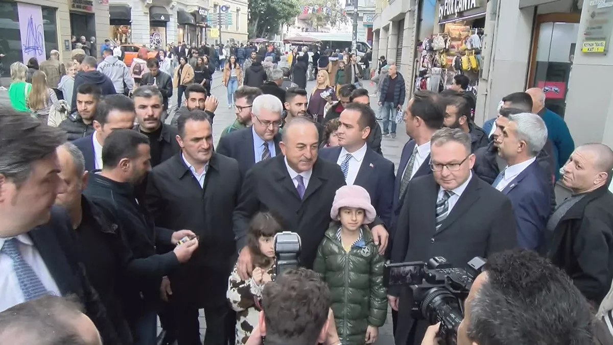 Cavusoglu istiklal caddesinde aciklama yaptia - yerel haberler - haberton