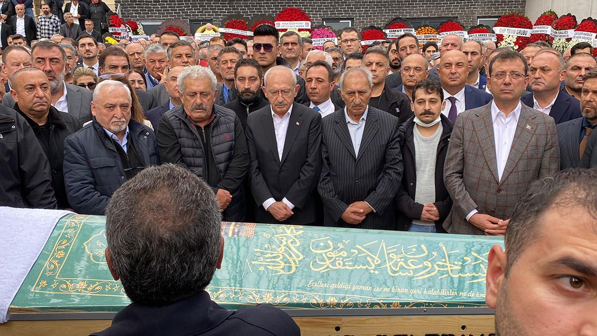 Celal Kılıçdaroğlu, son yolculuğuna uğurlandı
