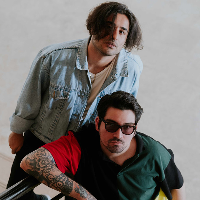 Afil ve Eureka, Kaftan ile dijital platformlarda yayında