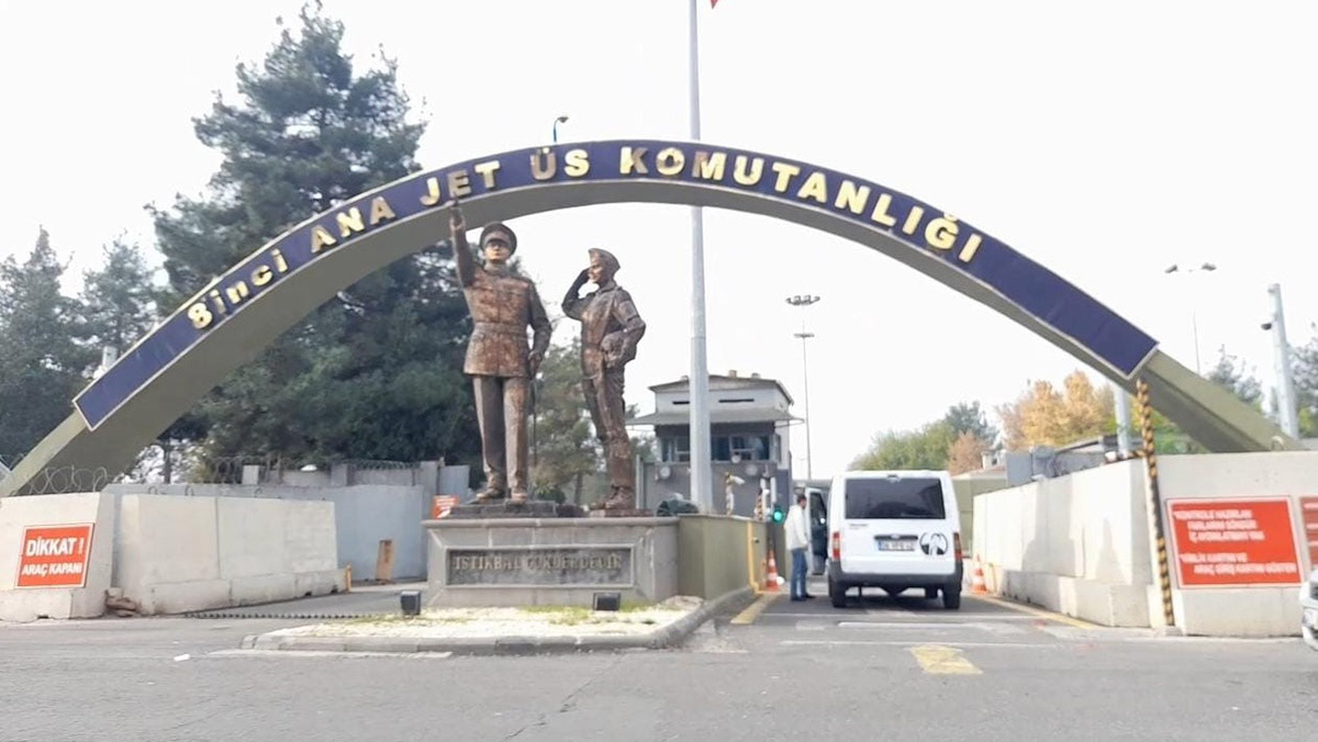 Diyarbakır'da patlama sesleri tedirgin etti