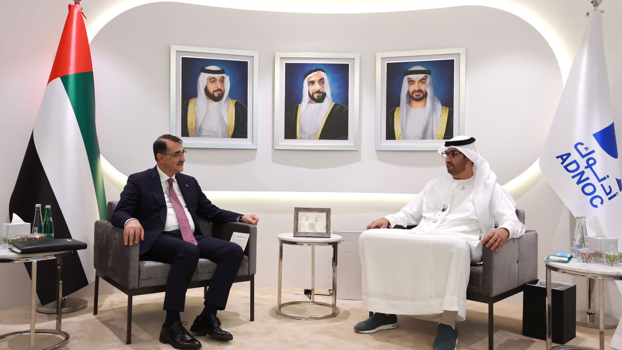 Dönmez, BAE'de mevkidaşı al jaber ile görüştü