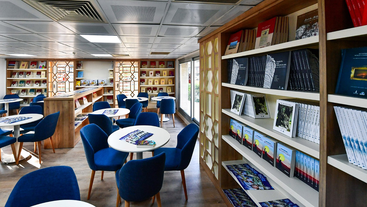 Dördüncü Kitap Kafe Seferihisar'da