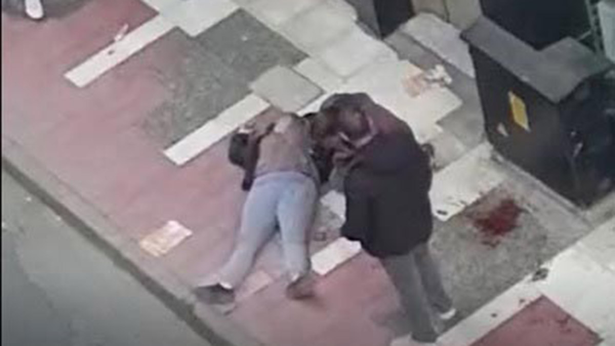 Eşini pompalı tüfekle vurarak intihara kalkıştı